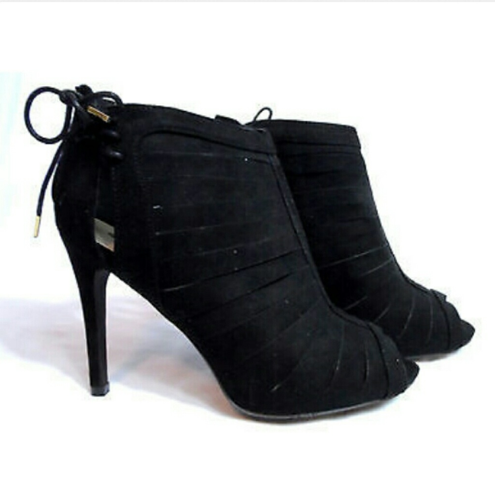QUPID Bootie Stilleto High Heels Spiked Heel Black Zipper & Bows Velvet Slashed - Picture 3 of 7